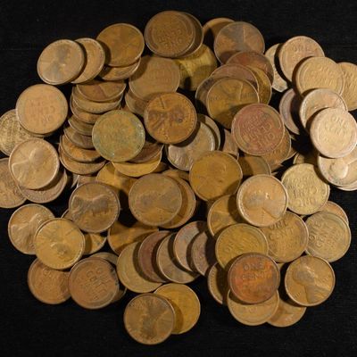 Sale Photo Thumbnail #315: (105) WHEAT CENTS FROM THE TEENS