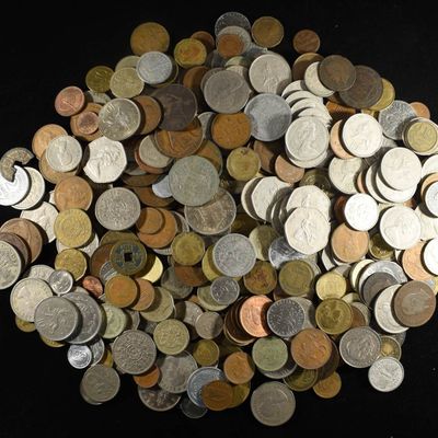 Sale Photo Thumbnail #129: 5 LBS FOREIGN COINS NON- SILVER