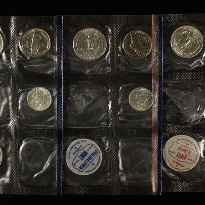 Sale Photo Thumbnail #123: (5) 1961 PARTIAL MINT SETS MISSING 50C & 1 CENT