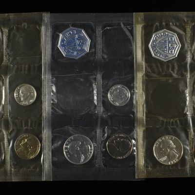 Sale Photo Thumbnail #126: (5) 1962 PARTIAL MINT SETS MISSING 50C & 1 CENT