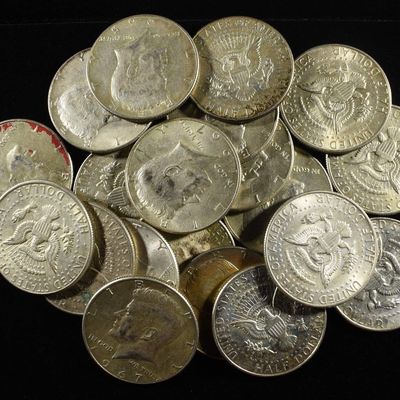 (20) 40% SILVER KENNEDY HALF DOLLARS
