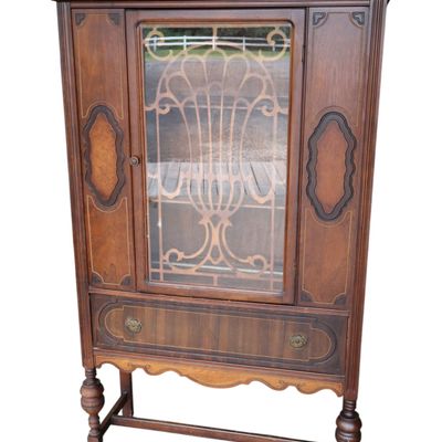Sale Photo Thumbnail #88: Antq Walnut Two Tone 1-Door 1-Dr China Cabinet Orig