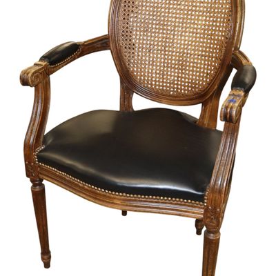 Sale Photo Thumbnail #135: Quality FR Medallion Dbl Caned Blk Leather Chair