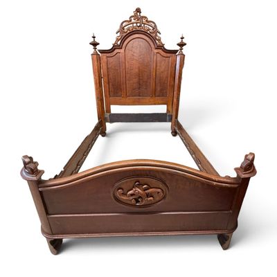 Sale Photo Thumbnail #277: Victorian Walnut Bed