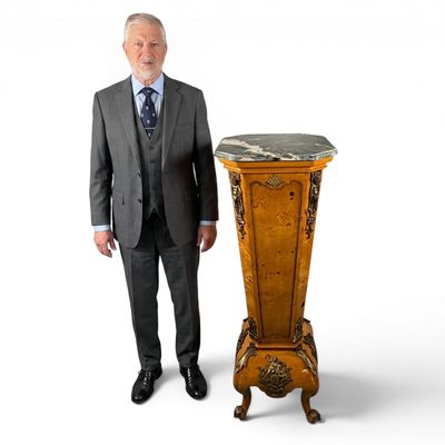 Sale Photo Thumbnail #19: Louis XV-Style Figured Maple Pedestal