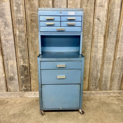 Sale Photo Thumbnail #527: Blue Grass Model 2591 Vintage Three Piece Industrial Rolling Tool Chest Workstation