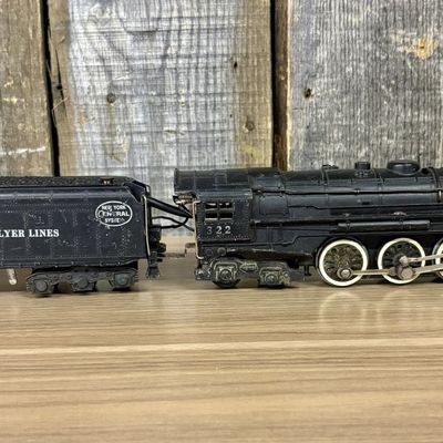 Sale Photo Thumbnail #530: American Flyer 322 New York Central Hudson Locomotive and Tender