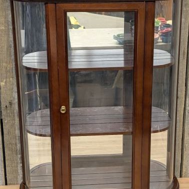 Sale Photo Thumbnail #333: The Bombay Company Mahogany Tone Bow Front Wall Curio Cabinet with Decorative Brackets