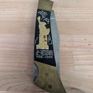 Sale Photo Thumbnail #296: Statue of Liberty Centennial Commemorative Lockback Folding Pocket Knife