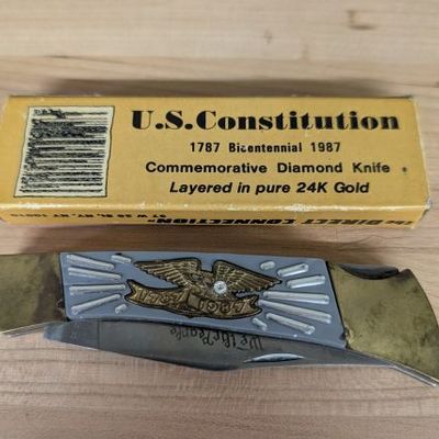 Sale Photo Thumbnail #282: Direct Connection U.S. Constitution Bicentennial Commemorative Diamond Knife in Original Box