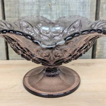 Sale Photo Thumbnail #259: L.E. Smith Amethyst Glass Whirling Star Footed Bowl