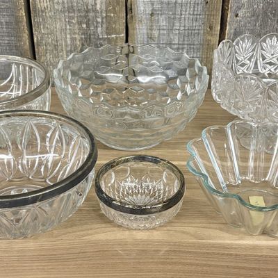 Sale Photo Thumbnail #455: An Assortment of Clear Pressed Glass Bowls Including Hazel Atlas Williamsport Pattern