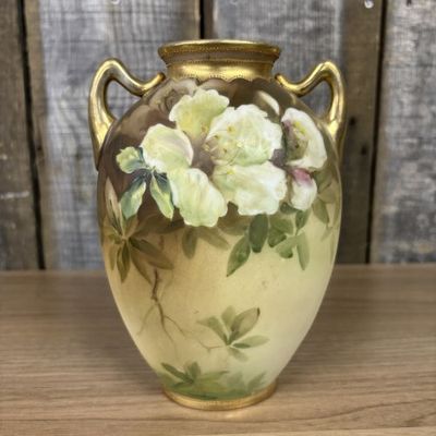 Sale Photo Thumbnail #38: Morimura Brothers Nippon Hand Painted Floral Porcelain Two Handled Vase