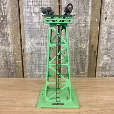 Sale Photo Thumbnail #555: Lionel No. 395 Postwar Floodlight Tower