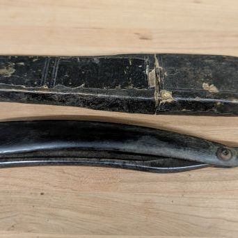 Sale Photo Thumbnail #295: Wade and Butcher Sheffield Straight Razor with Barber's Notch and Case