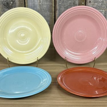 Sale Photo Thumbnail #152: A Set of Homer Laughlin Fiesta Classic Rim Dinner and Luncheon Plates