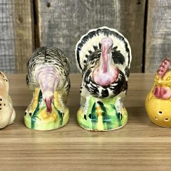 Sale Photo Thumbnail #76: A Collection of Six Vintage Japanese Glazed Ceramic Poultry and Waterfowl Salt and Pepper Shakers