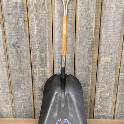 Sale Photo Thumbnail #474: Vintage Belknap Blue Grass Rhino D-Handle Steel Scoop Shovel