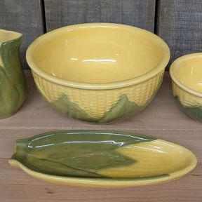 Sale Photo Thumbnail #265: A Set of Four Shawnee Pottery Corn King Pattern Kitchenware Pieces