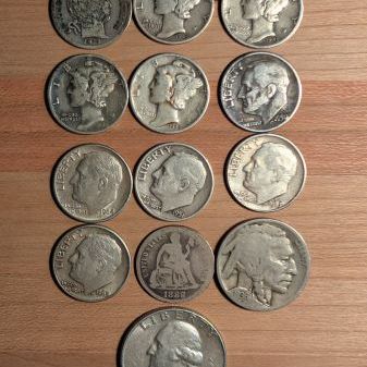 Sale Photo Thumbnail #320: A Collection of US Coins including 90% Silver Issues and Seated Liberty Dime