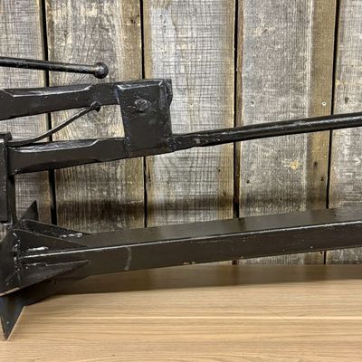 Sale Photo Thumbnail #502: Antique Blacksmith Post Leg Vise on Pedestal Floor Stand
