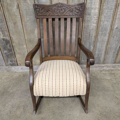 Sale Photo Thumbnail #167: American Victorian Quartersawn Oak North Wind Face Rocking Chair