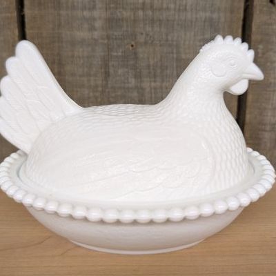 Sale Photo Thumbnail #254: Indiana Glass White Milk Glass Hen on Nest Covered Dish