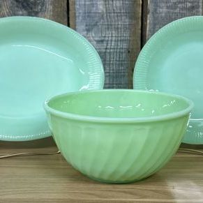Sale Photo Thumbnail #132: A Trio of Fire-King Jadeite Glass Tableware Including Jane Ray and Swirl Patterns