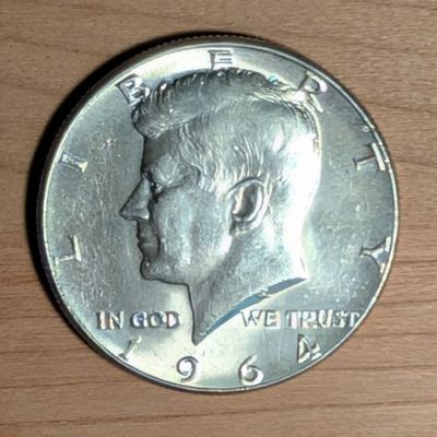 Sale Photo Thumbnail #318: US 1964 Kennedy Half Dollar, 90% Silver, Philadelphia Mint