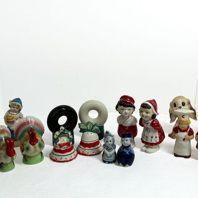 Sale Photo Thumbnail #552: SIXTEEN VINTAGE CERAMIC FIGURAL SHAKERS