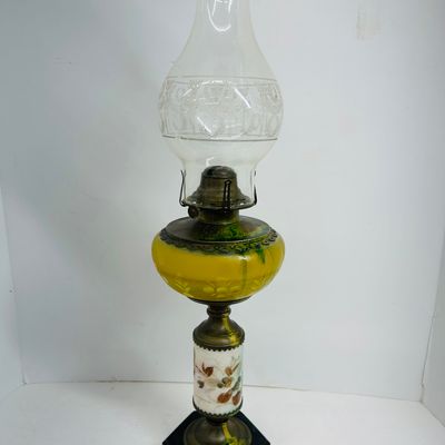 Sale Photo Thumbnail #128: PLUME & ATWOOD GLASS KEROSENE LAMP, 1900