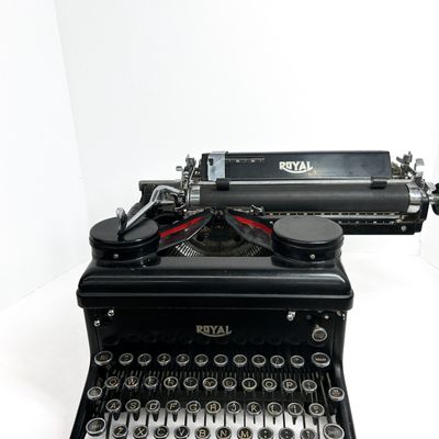 Sale Photo Thumbnail #310: ROYAL KHM ENAMELED TYPEWRITER 1930S