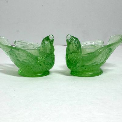 Sale Photo Thumbnail #71: BOYD LIME GLASS BIRD SALTS
