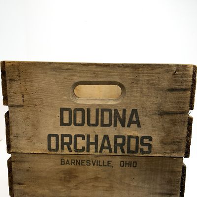 Sale Photo Thumbnail #306: DOUDNA ORCHARDS WOOD FRUIT CRATE