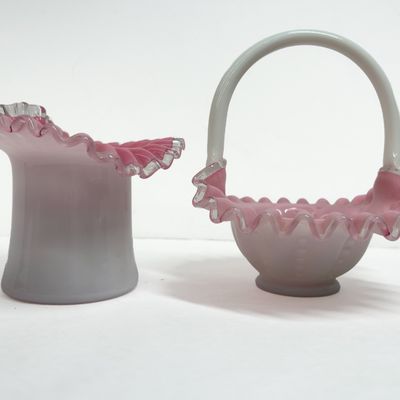 Sale Photo Thumbnail #417: FENTON PEACH CREST GLASSWARE