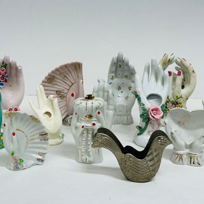 Sale Photo Thumbnail #53: LEFTON PORCELAIN HAND VASES, MID-20TH CENTURY