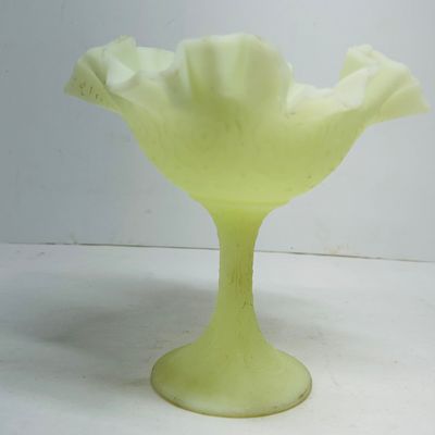 Sale Photo Thumbnail #173: FENTON CUSTARD PERSIAN MEDALLION COMPOTE, CIRCA 1915