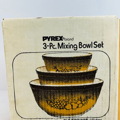 Sale Photo Thumbnail #245: PYREX OLD ORCHARD GLASS BOWL SET 1970S
