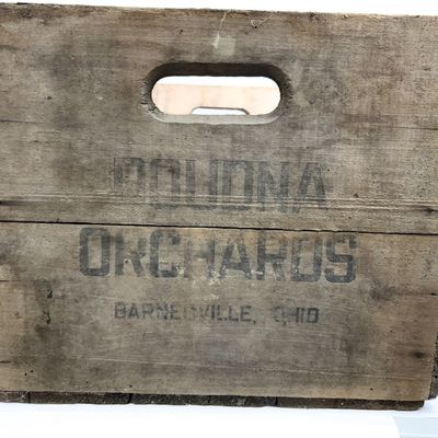 Sale Photo Thumbnail #305: DOUDNA ORCHARDS WOODEN CRATE, MID-20TH CENTURY