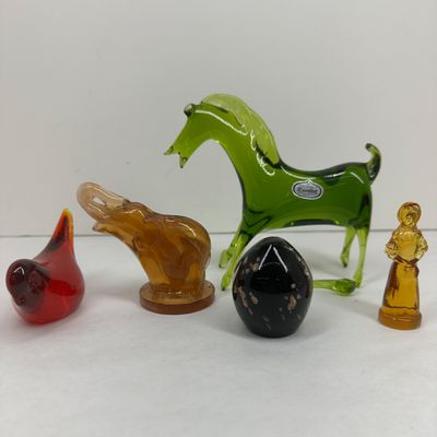 Sale Photo Thumbnail #360: RAINBOW ART GLASS FIGURINE COLLECTION, MID-CENTURY