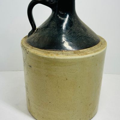 Sale Photo Thumbnail #242: AMERICAN TWO-TONE STONEWARE JUG