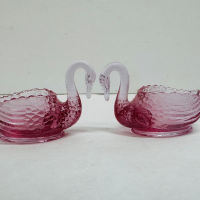 Sale Photo Thumbnail #88: FENTON PINK GLASS SWANS, VINTAGE