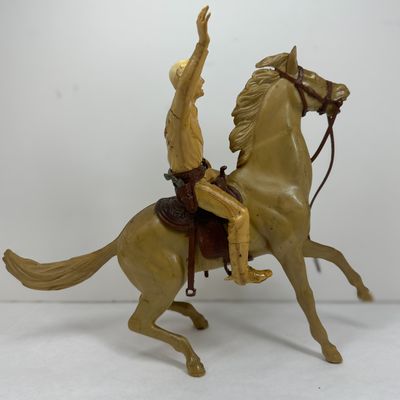 Sale Photo Thumbnail #392: HARTLAND PLASTICS ROY ROGERS PLASTIC SET, 1950S