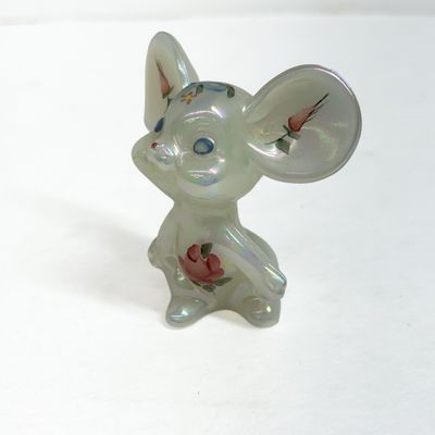 Sale Photo Thumbnail #538: FENTON IRIDESCENT GLASS MOUSE, 1980S