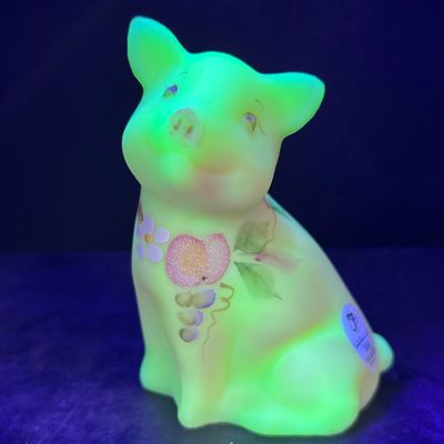 Sale Photo Thumbnail #208: FENTON BURMESE URANIUM GLASS PIG 2005, FARLEY