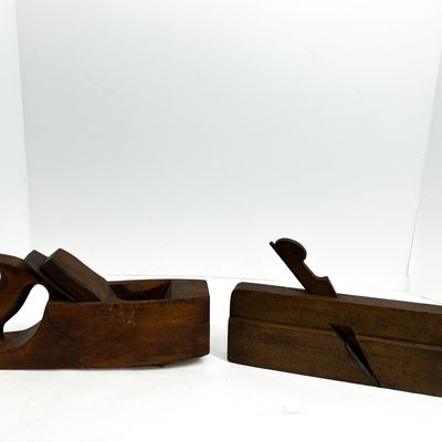 Sale Photo Thumbnail #313: A.C. WALTER BEECHWOOD HAND PLANES, 19TH CENTURY