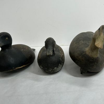 Sale Photo Thumbnail #283: ST. CLAIR FLATS WOOD DECOYS, 1920