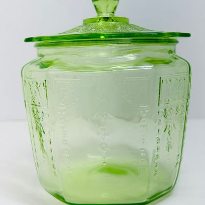 Sale Photo Thumbnail #192: HOCKING PRINCESS URANIUM GLASS JAR, 1931-1935