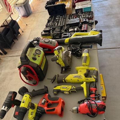 Estate sale photo