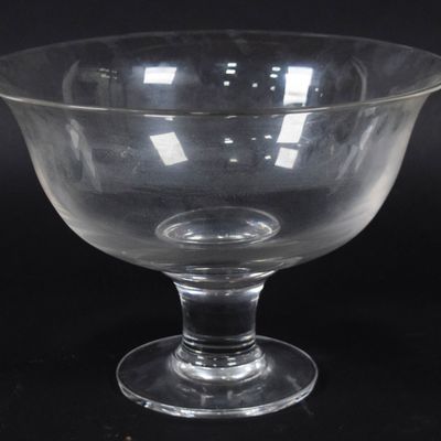 Sale Photo Thumbnail #54: Ralph Lauren Landon Crystal Footed Serving Bowl